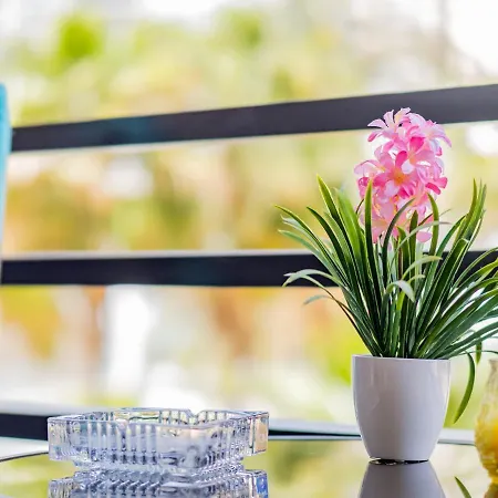 Cubo's Perla Del Sol Rosa Apartman Torremolinos