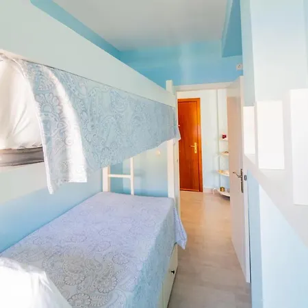 Cubo's Perla Del Sol Rosa Apartment Torremolinos